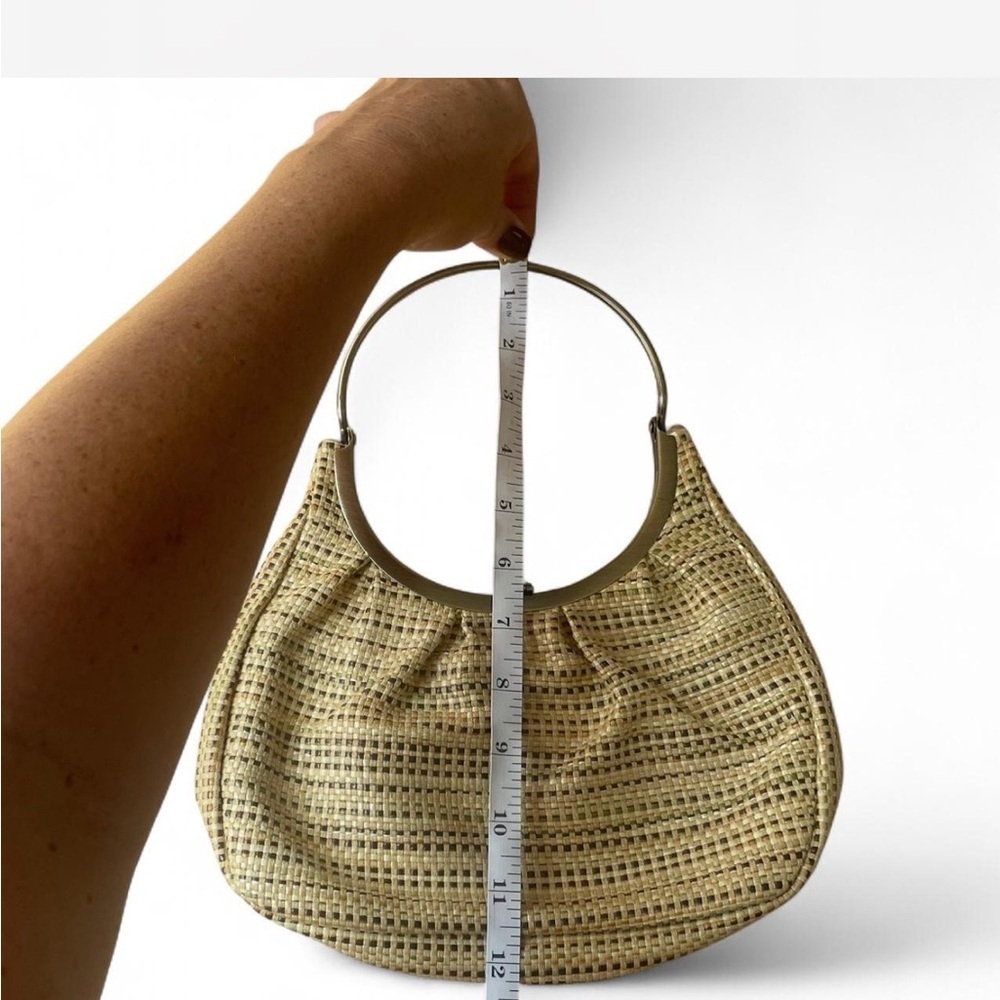 woven rattan bag with gold-toned hardware - Picture 3 of 6